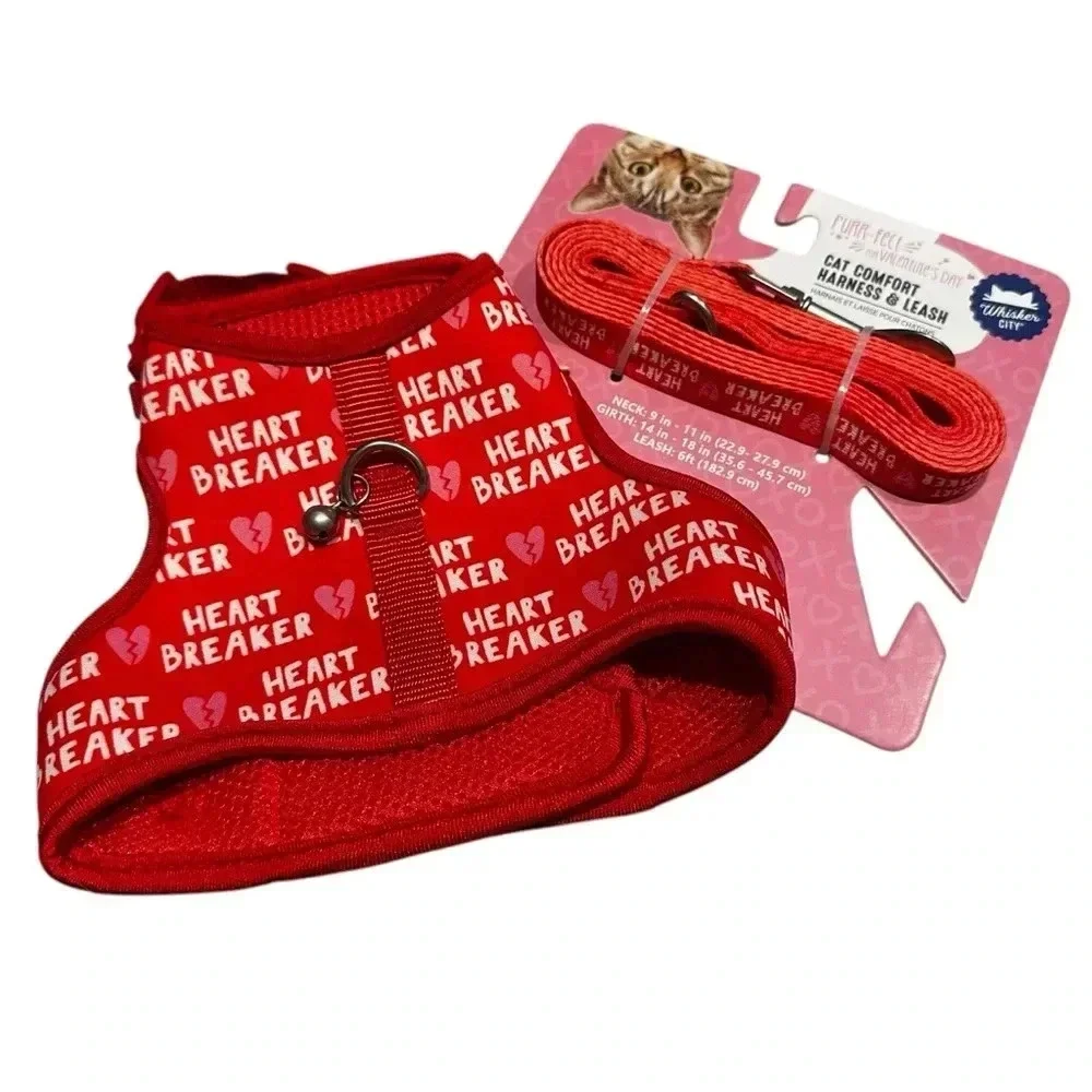 NWT Cat Harness and Leash Valentine’s Day